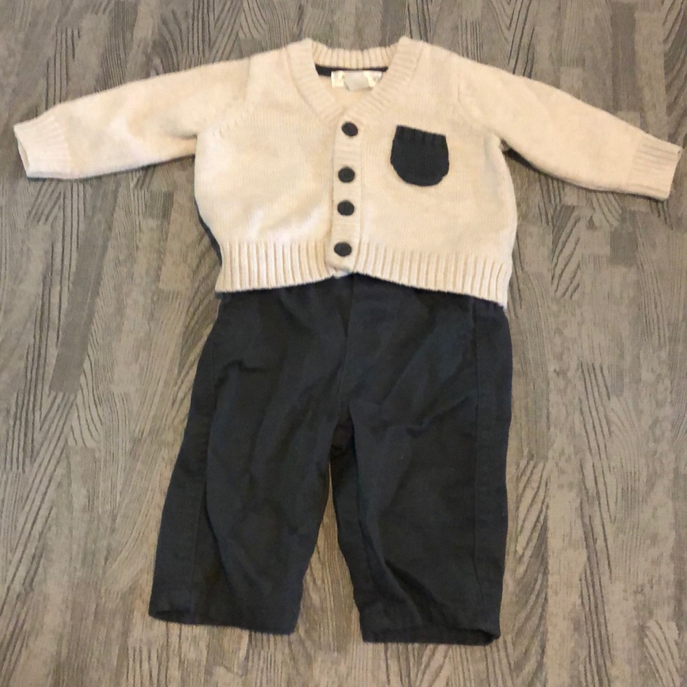 Cherokeee 0-3 mo sweater and pants outfit